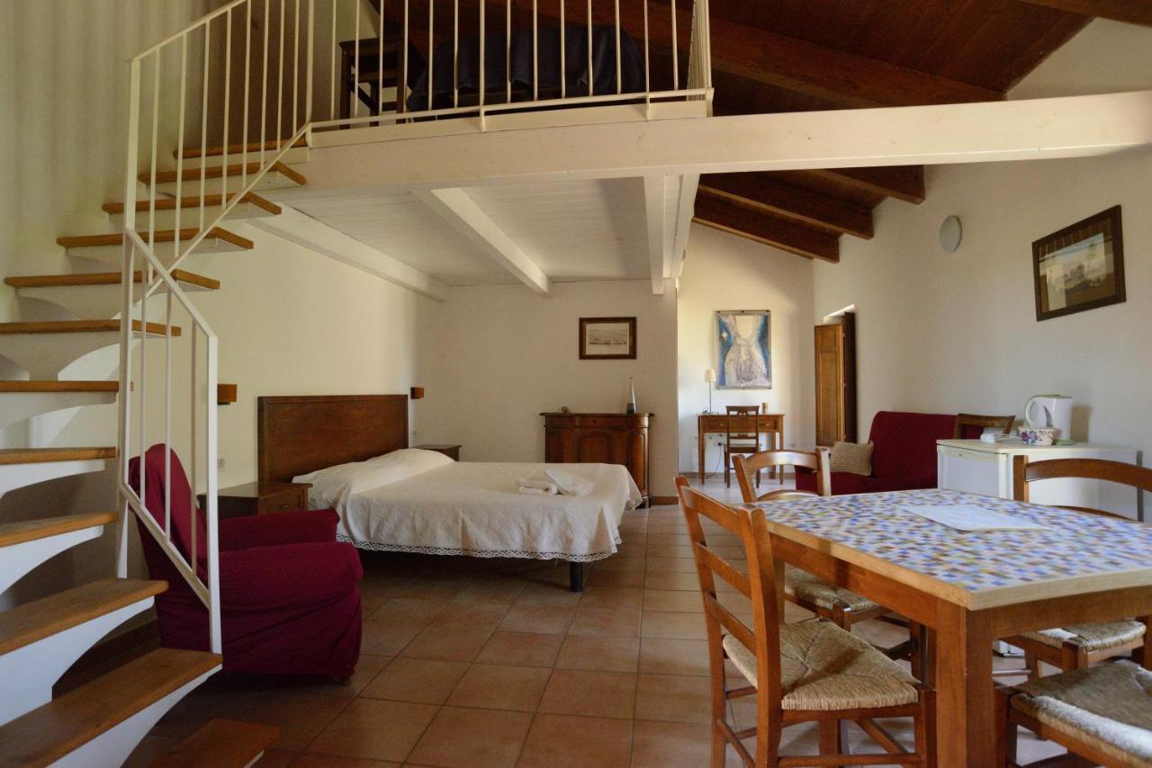 Casa Del Geco Bed & Breakfast 3*